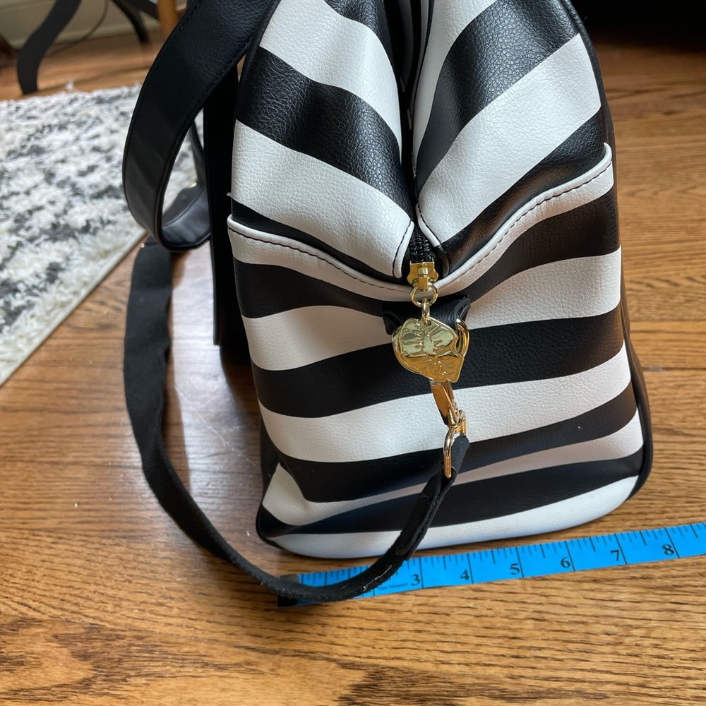 Betsey Johnson Black and White Striped Bag with Rainbow Design - Picture 3 of 13